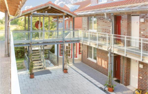  Two-Bedroom Apartment with a Fireplace in Hohen Wieschendorf  Хоэнкирхен